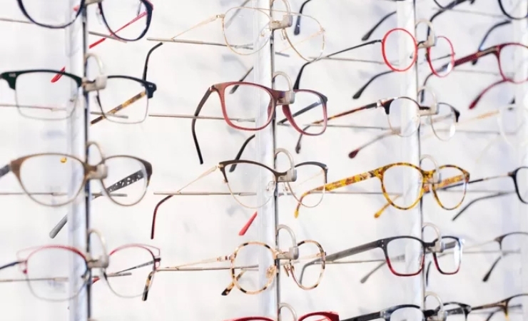 Wide selection of eyeglasses