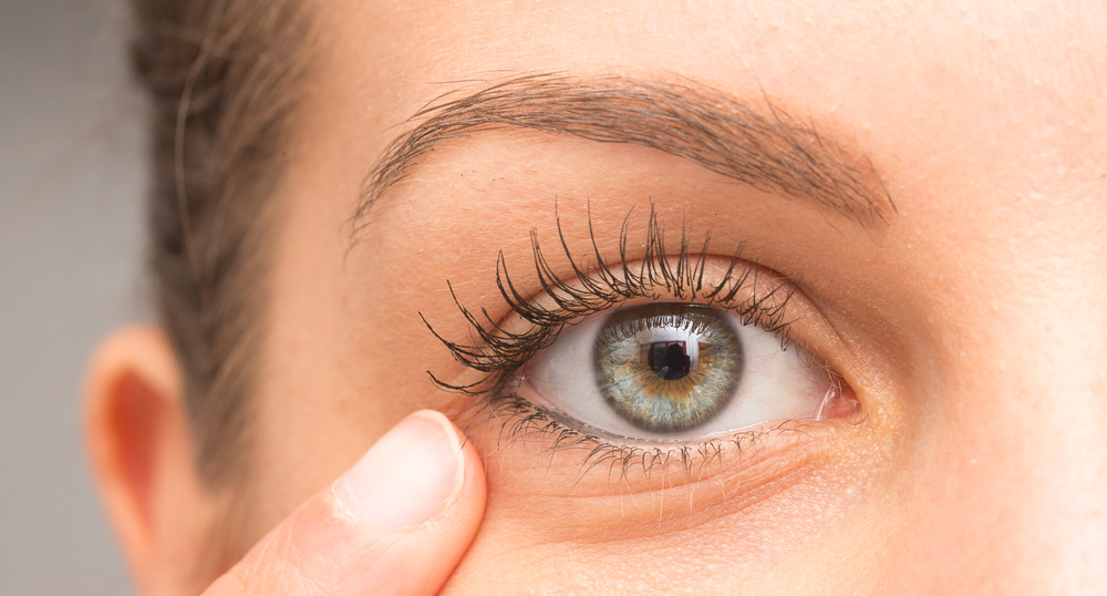 Eyelid Hygiene for the Management of Blepharitis and Associated “Dry