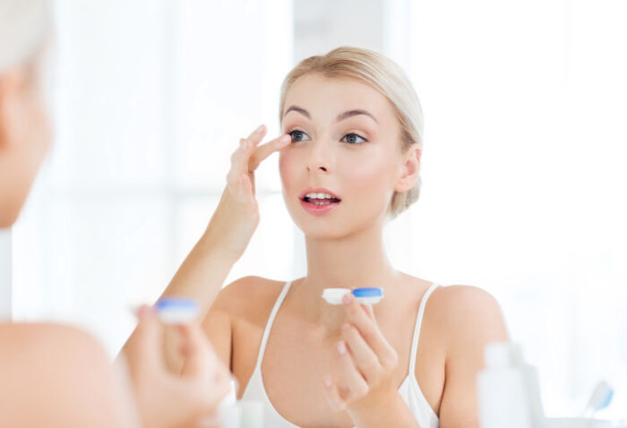 BioTrue-Contact-Lenses-The-Benefits-of-Single-use-Contact-Lenses-700x478.jpg